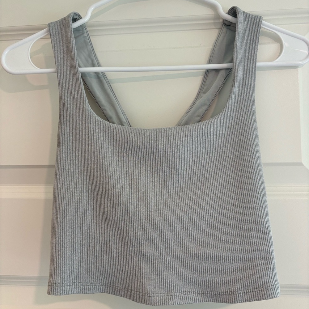 ALO Yoga Gray Fitted Crop Tank Top